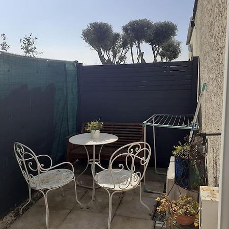 Studio- Terrasse -Place De Parking Prive Marseille Ngoại thất bức ảnh